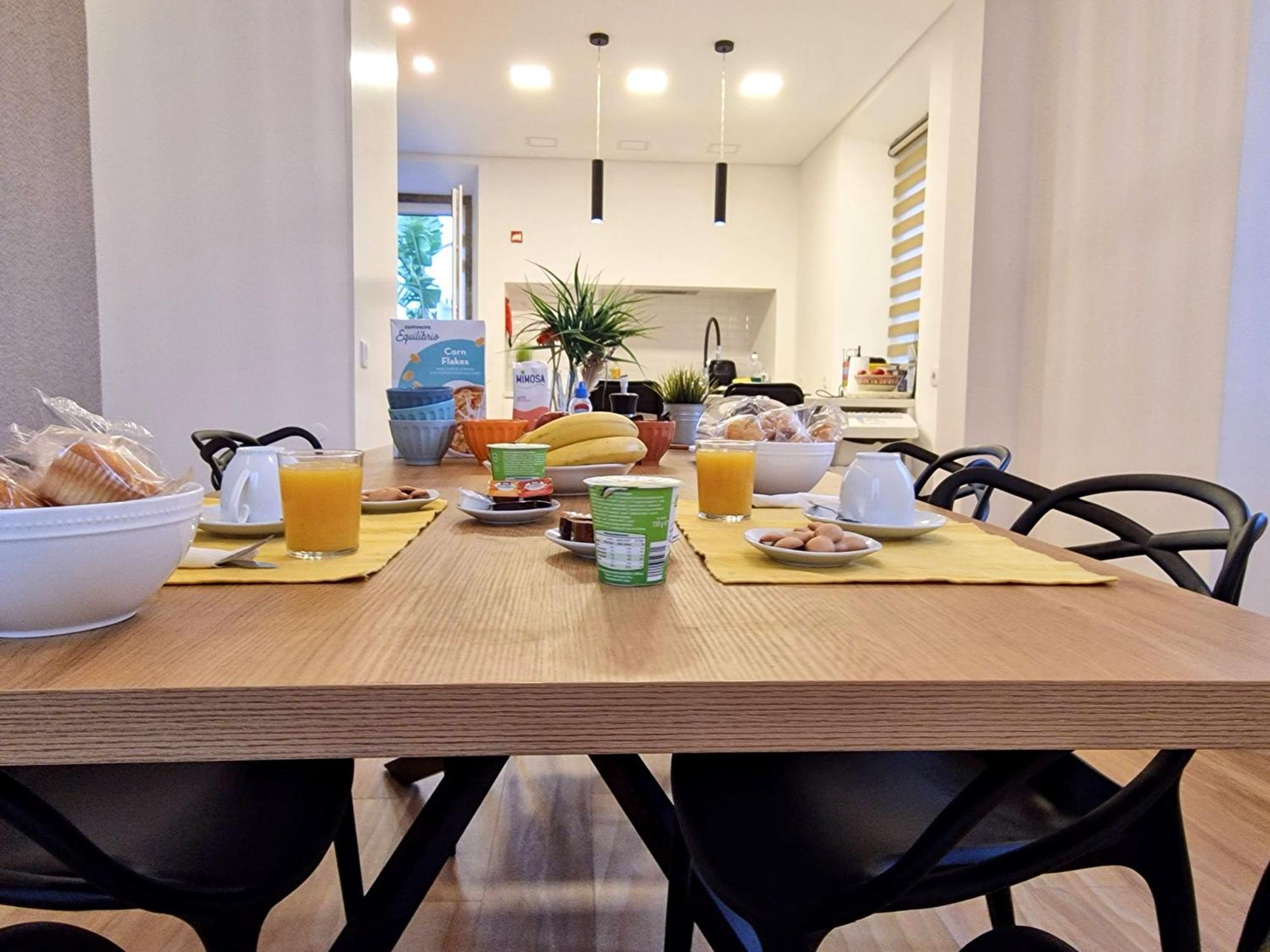 Surfsoul Guesthouse - Bed And Breakfast ペニシェ エクステリア 写真